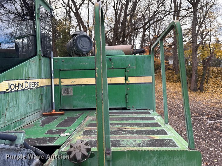 image for item FK1025 2011 John Deere 437D log loader