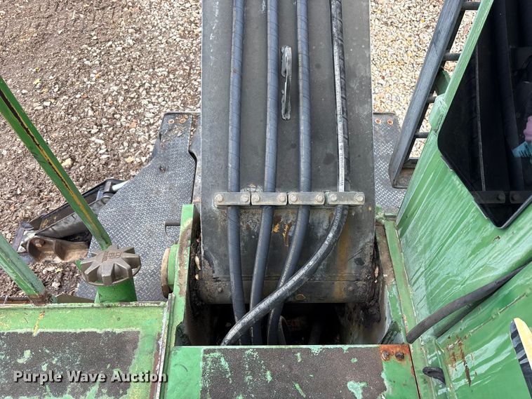 image for item FK1025 2011 John Deere 437D log loader