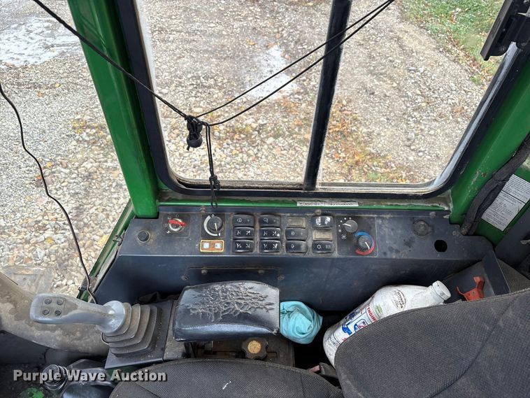 image for item FK1025 2011 John Deere 437D log loader