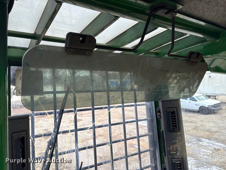 image for item FK1025 2011 John Deere 437D log loader