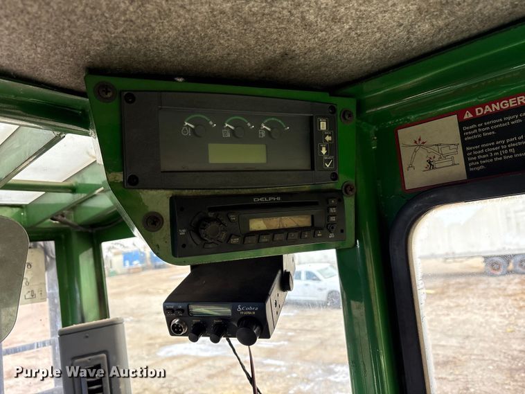 image for item FK1025 2011 John Deere 437D log loader