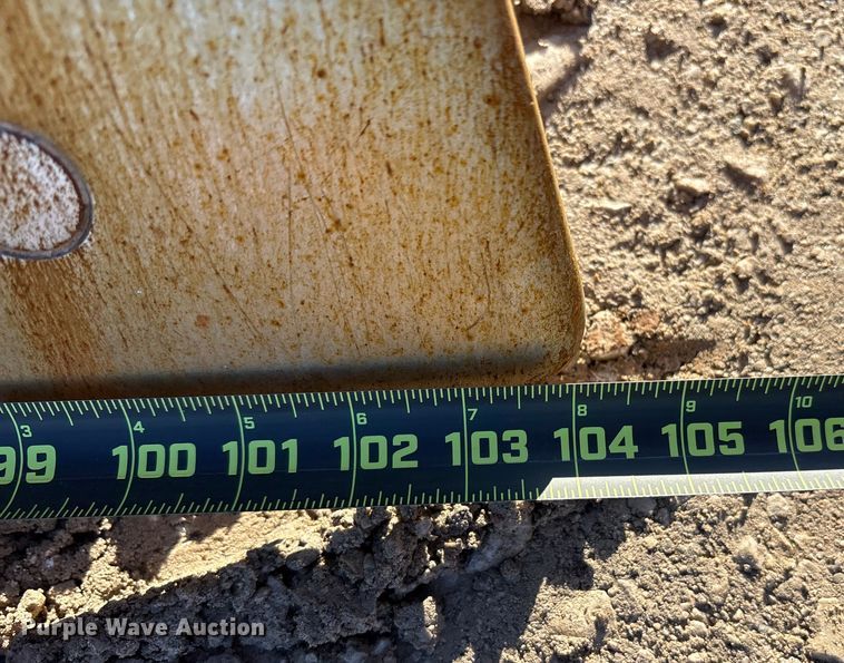 image for item FK1026 2003 Caterpillar D4G XL dozer