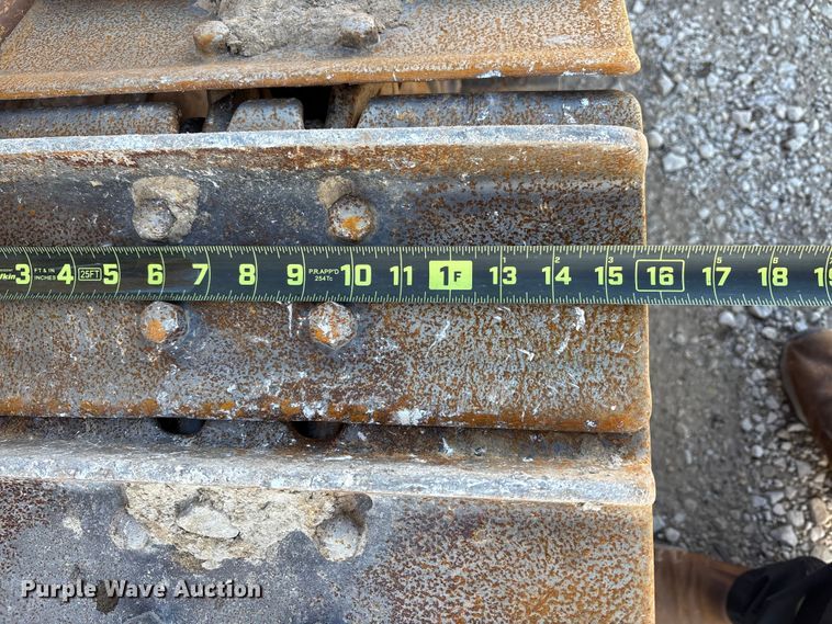 image for item FK1026 2003 Caterpillar D4G XL dozer