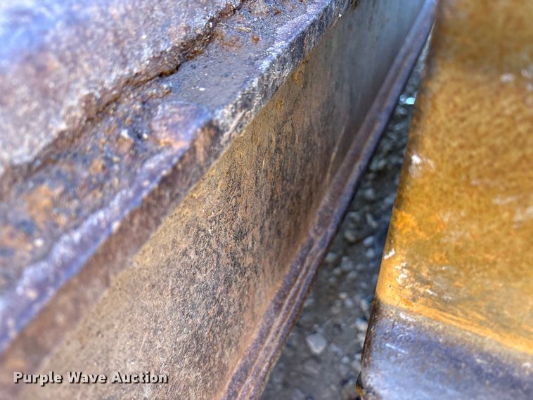 image for item FK1026 2003 Caterpillar D4G XL dozer