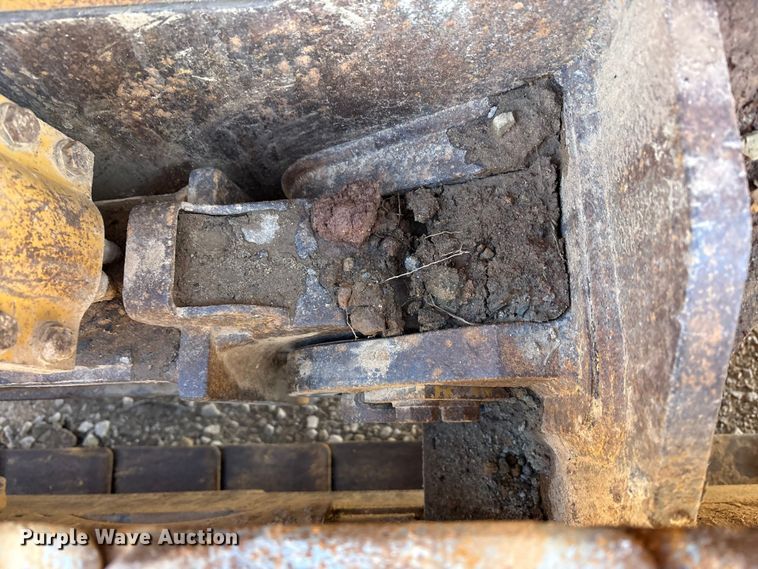 image for item FK1026 2003 Caterpillar D4G XL dozer