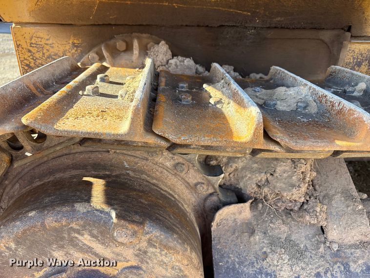 image for item FK1026 2003 Caterpillar D4G XL dozer