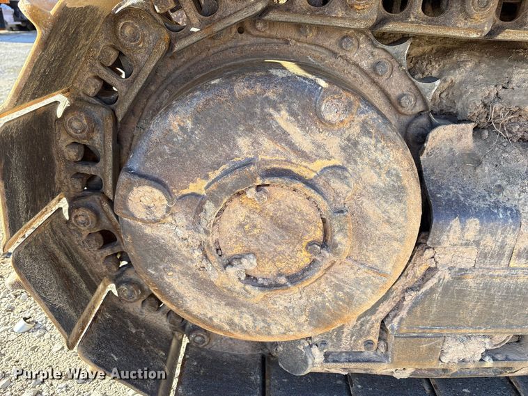 image for item FK1026 2003 Caterpillar D4G XL dozer