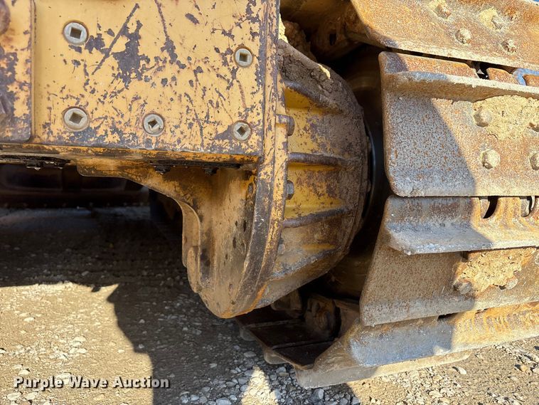 image for item FK1026 2003 Caterpillar D4G XL dozer