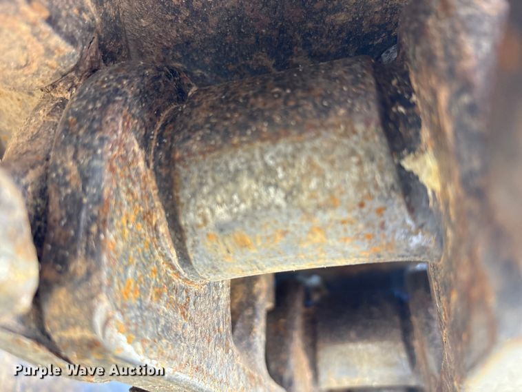 image for item FK1026 2003 Caterpillar D4G XL dozer