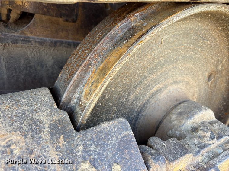 image for item FK1026 2003 Caterpillar D4G XL dozer