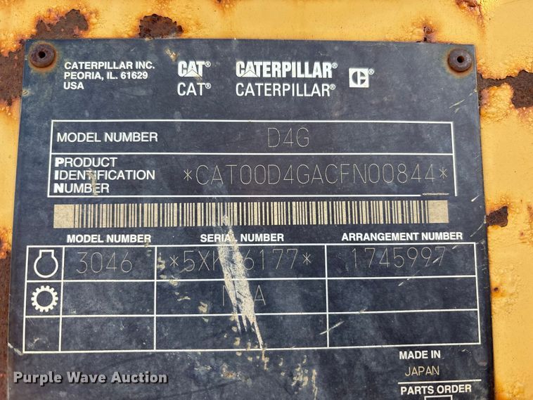 image for item FK1026 2003 Caterpillar D4G XL dozer