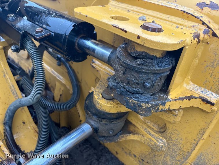 image for item FK1029 2017 Caterpillar D5K2 LGP dozer