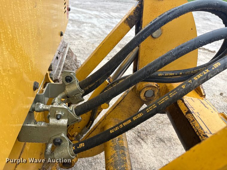 image for item FK1029 2017 Caterpillar D5K2 LGP dozer