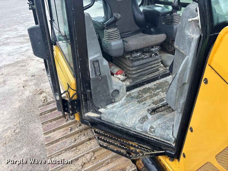 image for item FK1029 2017 Caterpillar D5K2 LGP dozer