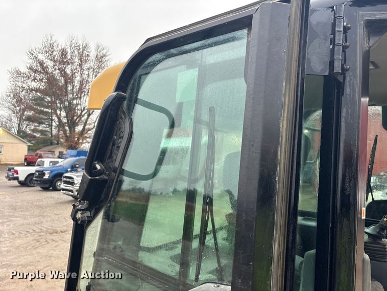 image for item FK1029 2017 Caterpillar D5K2 LGP dozer