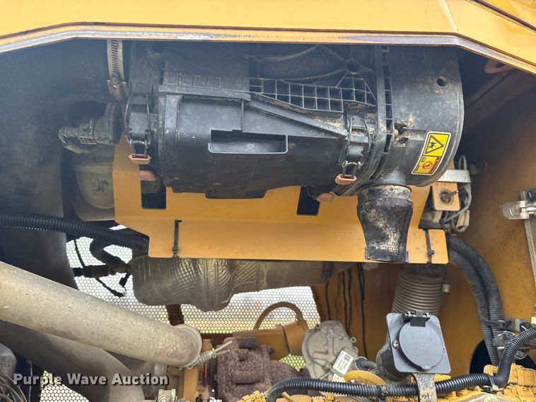 image for item FK1029 2017 Caterpillar D5K2 LGP dozer