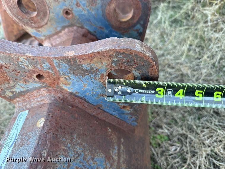 image for item HI9353 Tooth-Pro 3FB24 excavator bucket