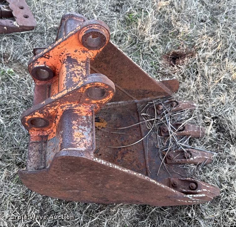 image for item HI9354 Excavator bucket