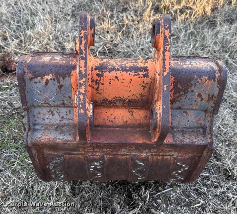 image for item HI9354 Excavator bucket
