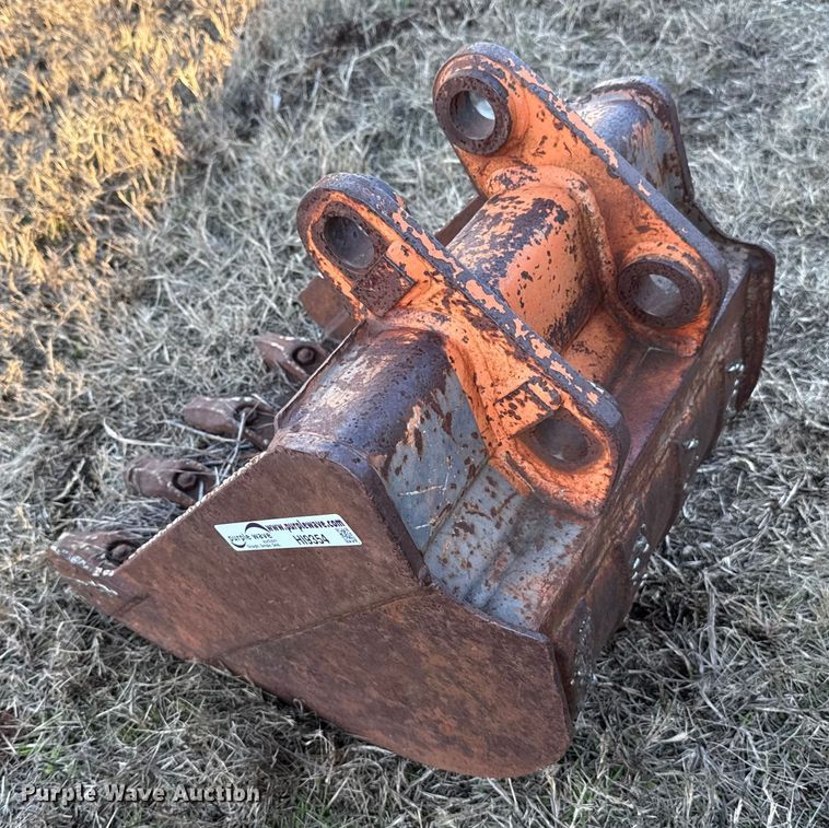 image for item HI9354 Excavator bucket