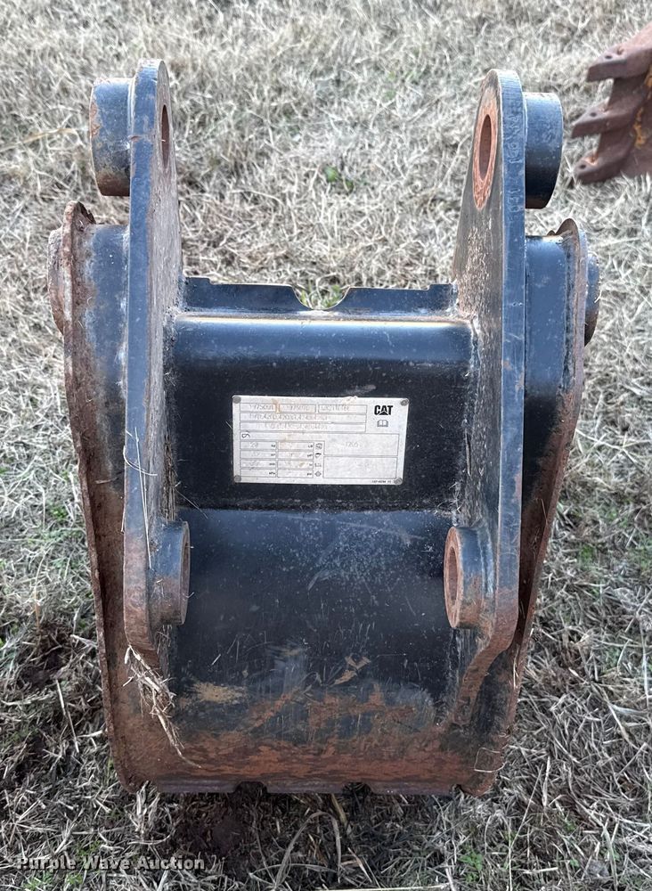 image for item HI9356 Caterpillar backhoe bucket