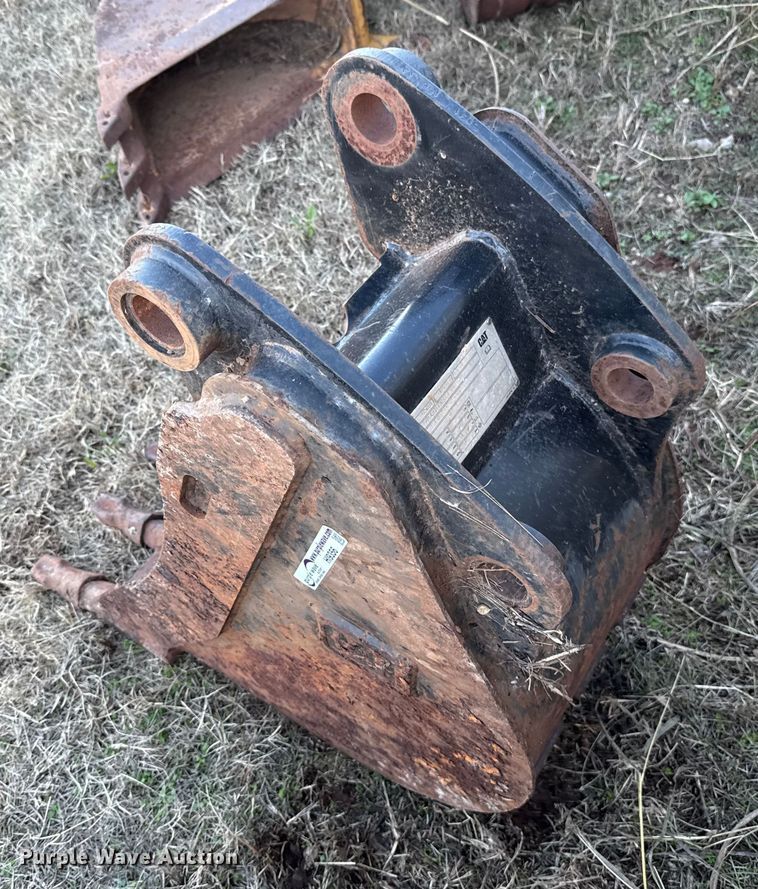 image for item HI9356 Caterpillar backhoe bucket