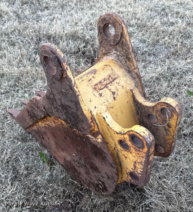 image for item HI9357 Backhoe bucket