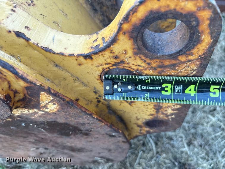 image for item HI9357 Backhoe bucket