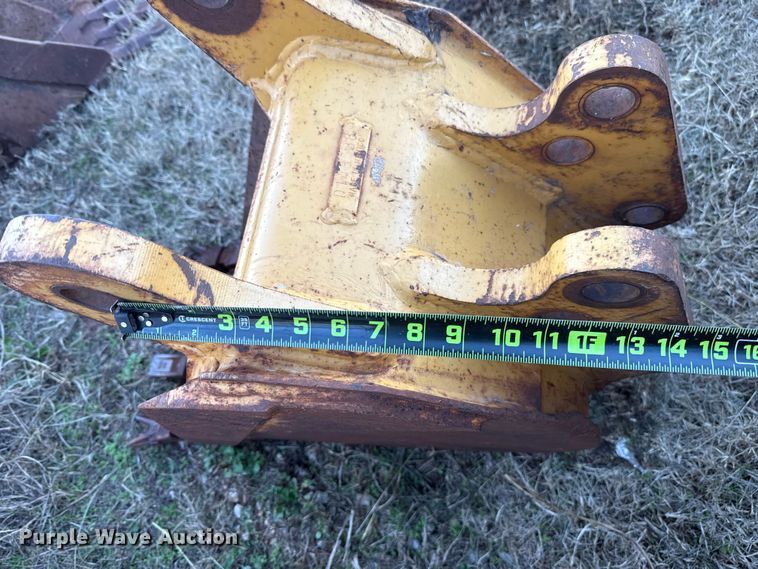 image for item HI9358 Backhoe bucket