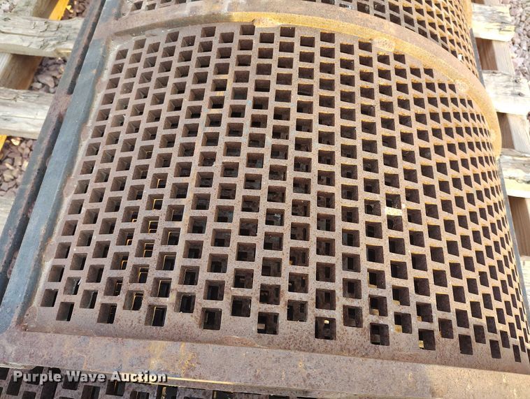 image for item IH9344 Mobark 1300A (4) 1/2