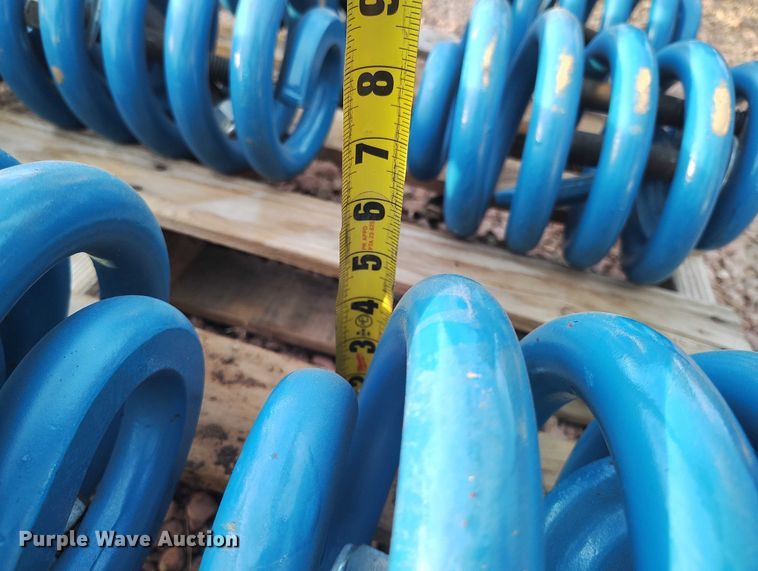 image for item IH9345 (10) screen shaker deck coil springs