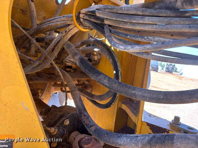 image for item NA9847 2007 John Deere 624J wheel loader