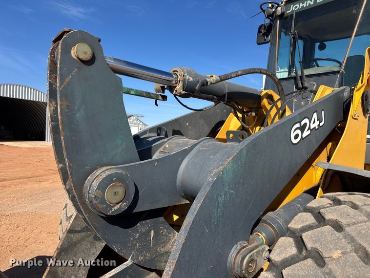 image for item NA9847 2007 John Deere 624J wheel loader