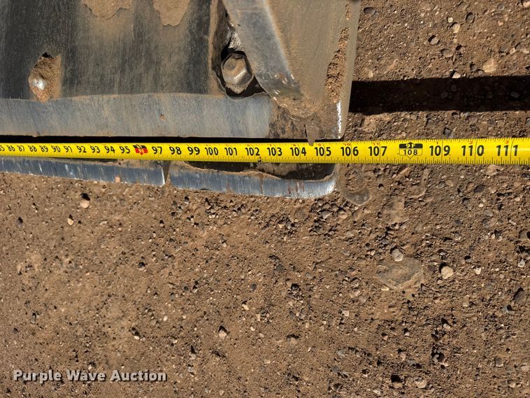 image for item NA9847 2007 John Deere 624J wheel loader