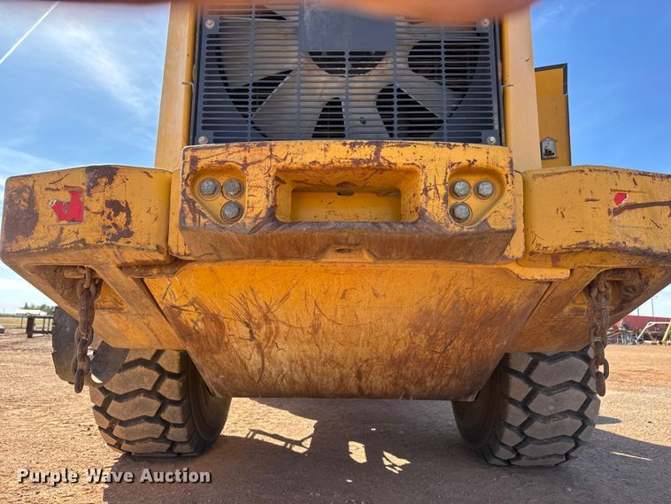 image for item NA9847 2007 John Deere 624J wheel loader