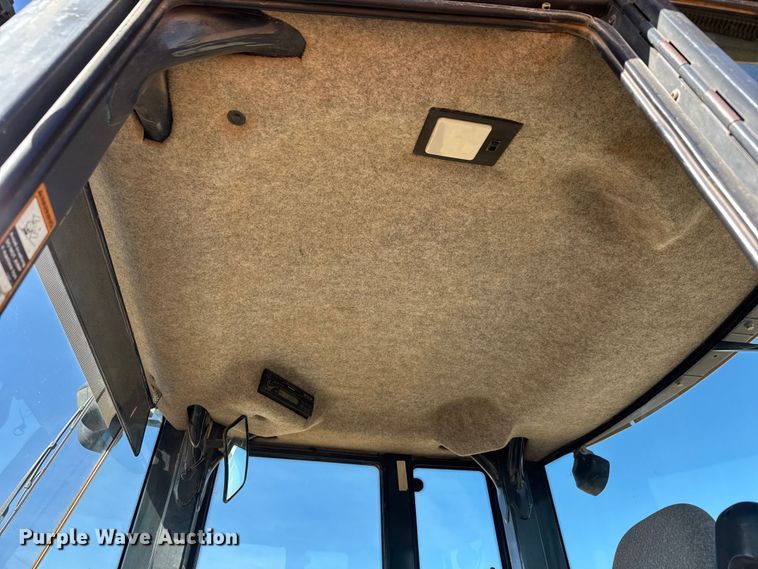 image for item NA9847 2007 John Deere 624J wheel loader