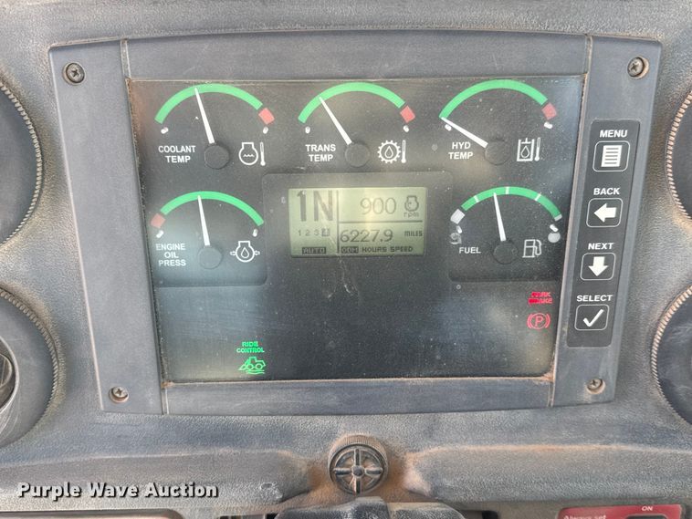 image for item NA9847 2007 John Deere 624J wheel loader