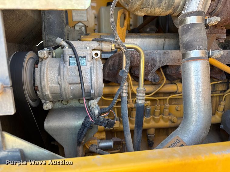 image for item NA9847 2007 John Deere 624J wheel loader