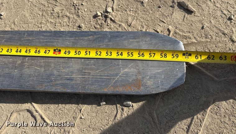 image for item NA9891 2014 Sky Trak 8042 telehandler