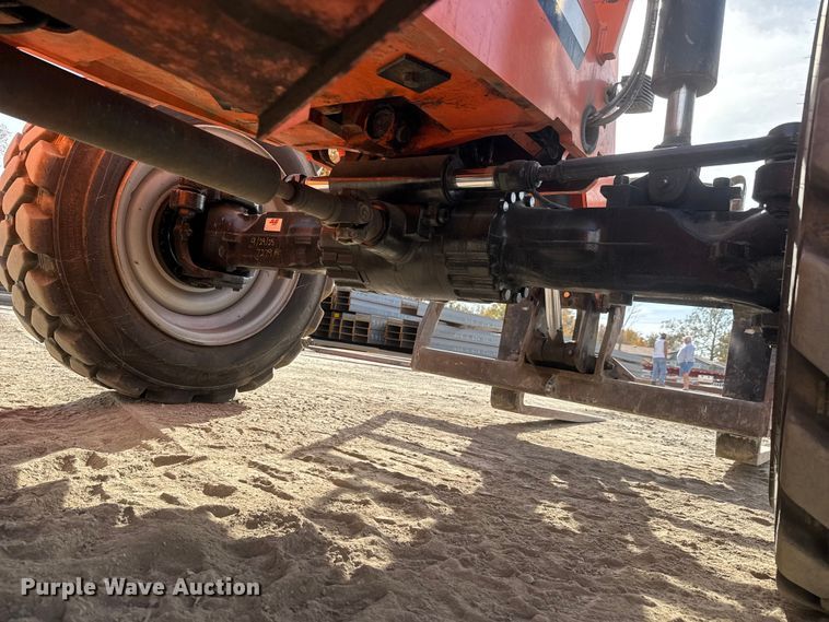 image for item NA9891 2014 Sky Trak 8042 telehandler