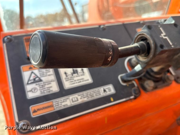 image for item NA9891 2014 Sky Trak 8042 telehandler