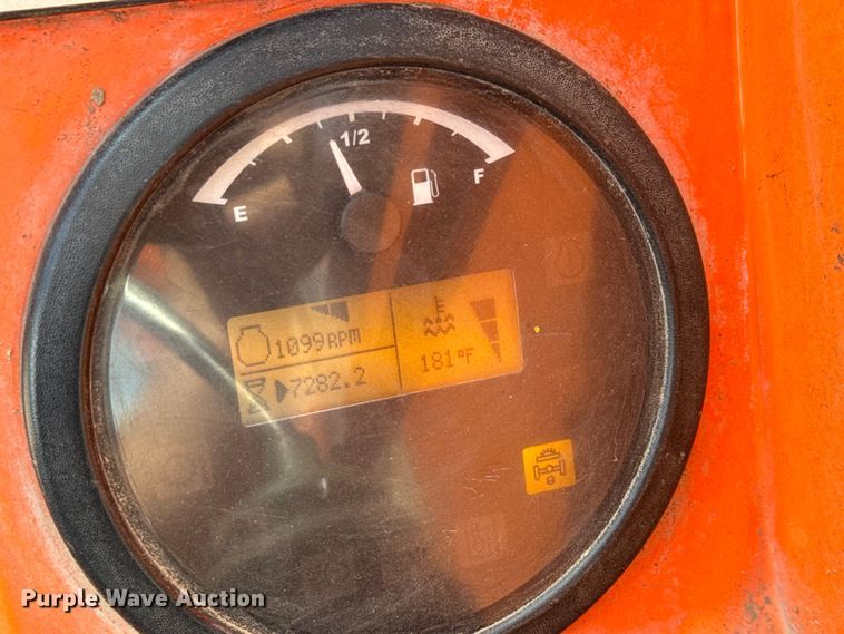 image for item NA9891 2014 Sky Trak 8042 telehandler