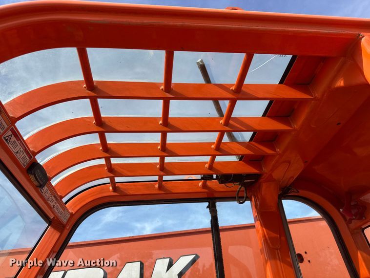 image for item NA9891 2014 Sky Trak 8042 telehandler