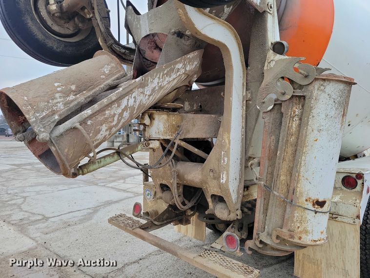 image for item NO9790 2006 International Paystar 5500i ready mix truck