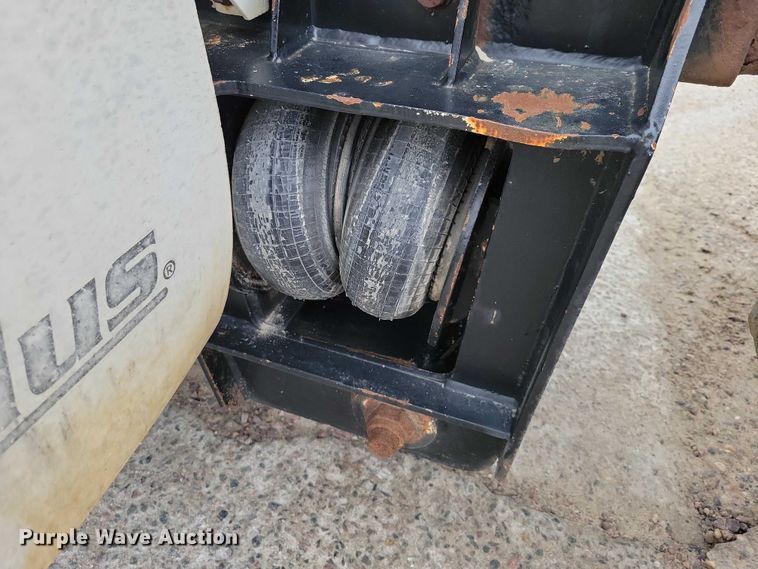 image for item NO9790 2006 International Paystar 5500i ready mix truck