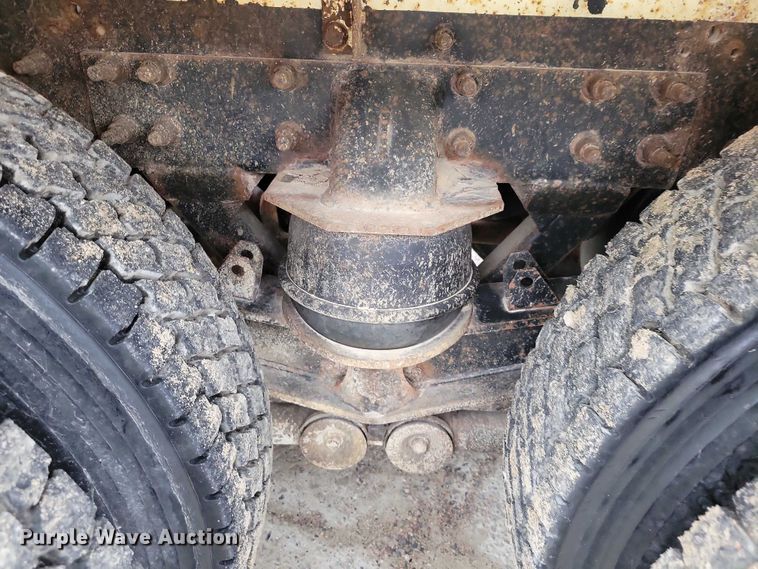 image for item NO9790 2006 International Paystar 5500i ready mix truck