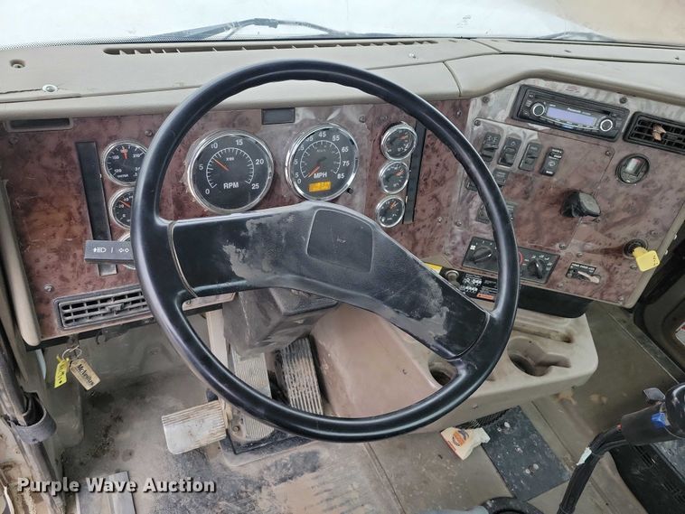 image for item NO9790 2006 International Paystar 5500i ready mix truck