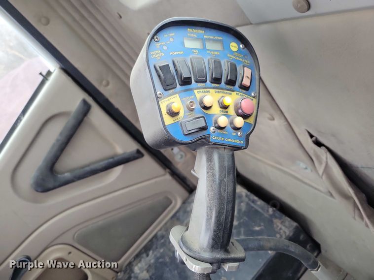 image for item NO9790 2006 International Paystar 5500i ready mix truck