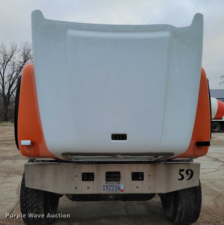 image for item NO9790 2006 International Paystar 5500i ready mix truck