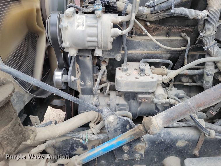 image for item NO9790 2006 International Paystar 5500i ready mix truck